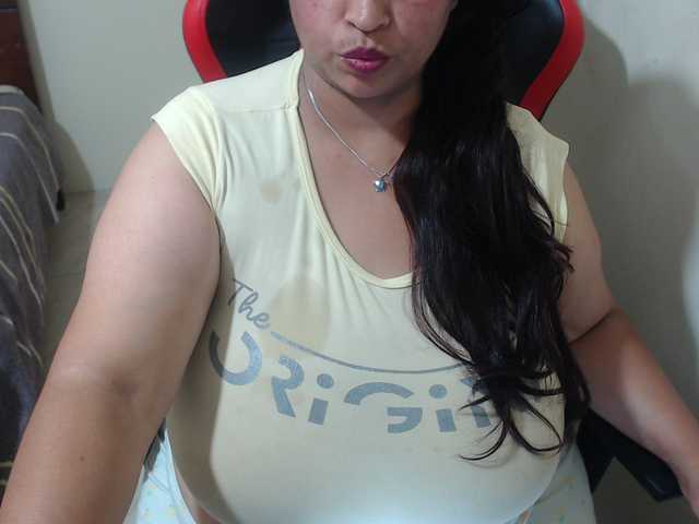 CamilaSexHot live cam on BongaCams