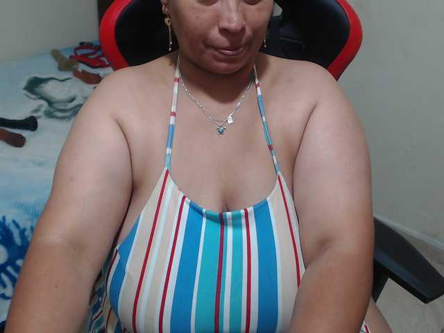 CamilaSexHot live cam on BongaCams
