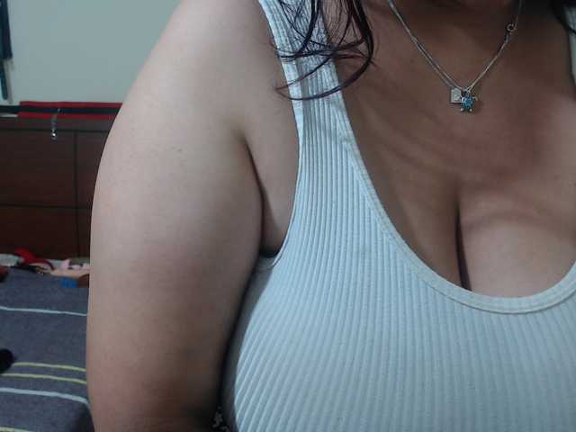 CamilaSexHot live cam on BongaCams