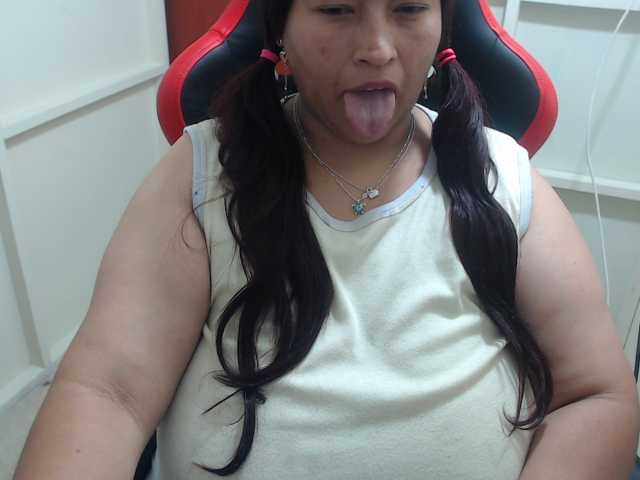 CamilaSexHot live cam on BongaCams