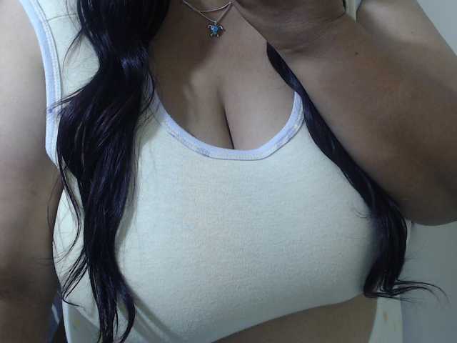 CamilaSexHot live cam on BongaCams