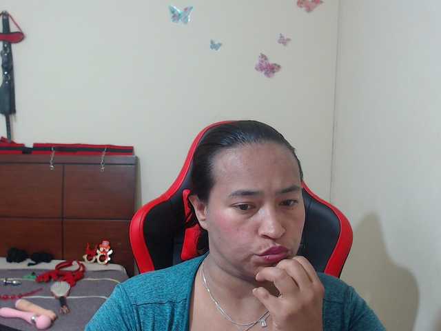 CamilaSexHot live cam on BongaCams