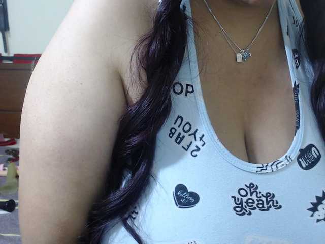 CamilaSexHot live cam on BongaCams