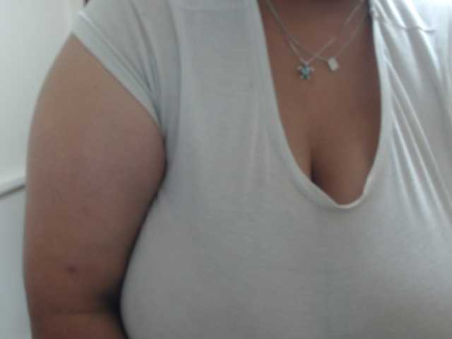 CamilaSexHot live cam preview