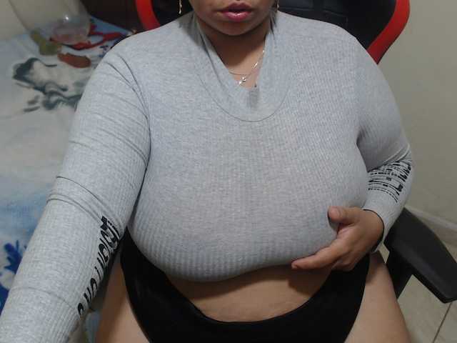 CamilaSexHot live cam on BongaCams