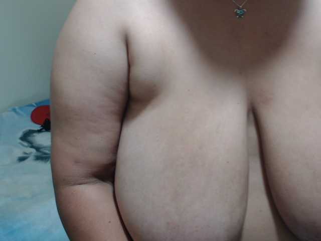CamilaSexHot live cam on BongaCams
