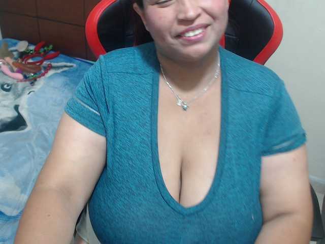 CamilaSexHot live cam on BongaCams