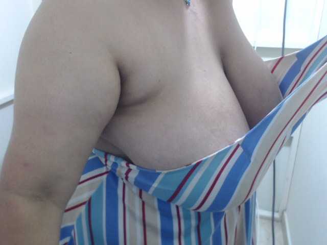 CamilaSexHot live cam on BongaCams