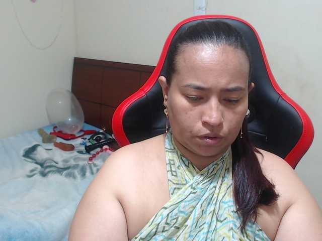 CamilaSexHot live cam on BongaCams