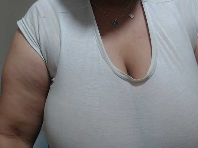CamilaSexHot live cam on BongaCams