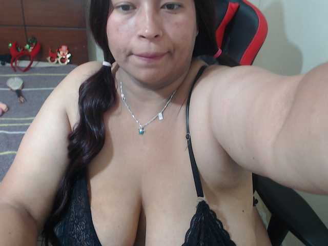 CamilaSexHot live cam on BongaCams