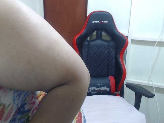 CamilaSexHot live cam on BongaCams