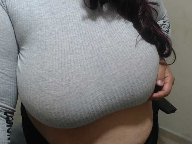 CamilaSexHot live cam on BongaCams