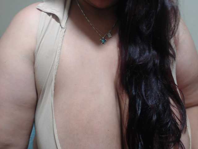 CamilaSexHot live cam on BongaCams