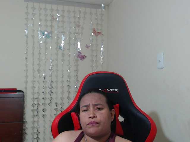 CamilaSexHot live cam