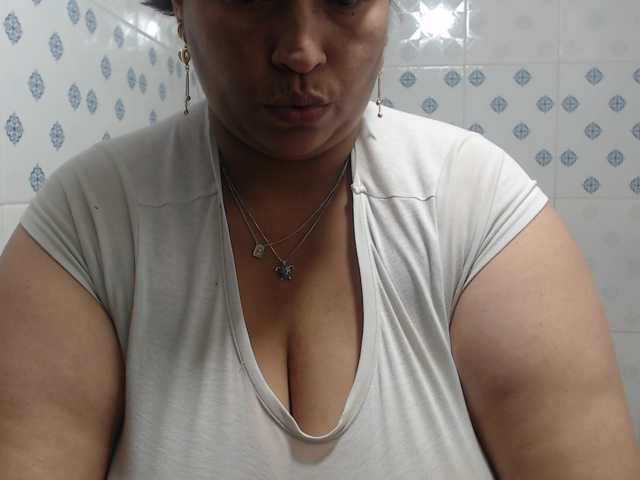 CamilaSexHot live cam on BongaCams