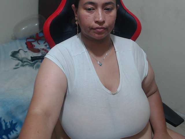 CamilaSexHot live cam on BongaCams