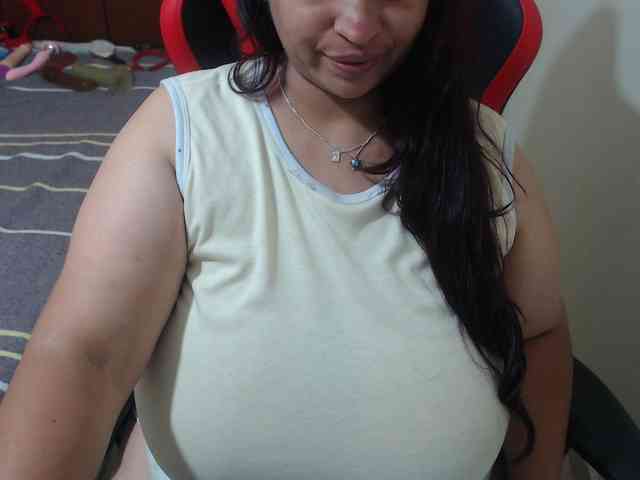 CamilaSexHot webcam