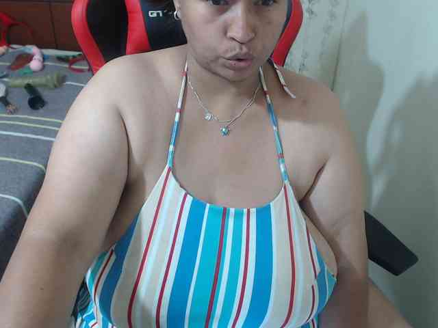 CamilaSexHot webcam