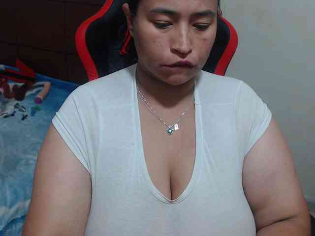 CamilaSexHot webcam