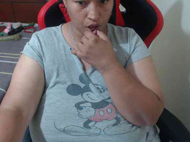 CamilaSexHot webcam