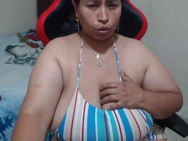 CamilaSexHot webcam