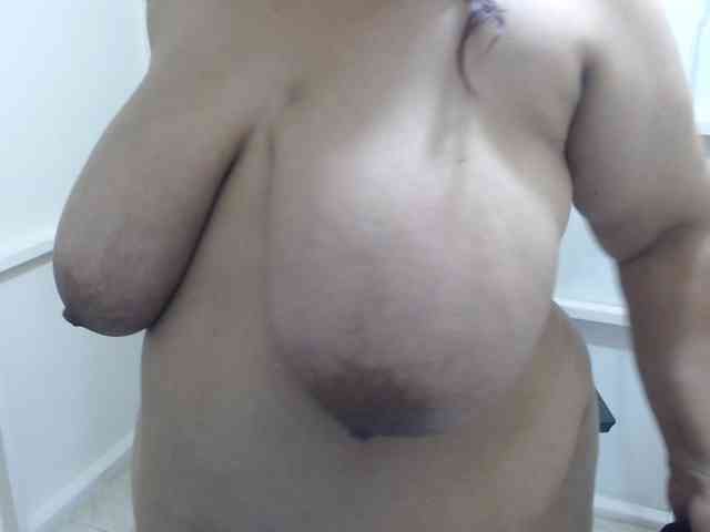 CamilaSexHot webcam