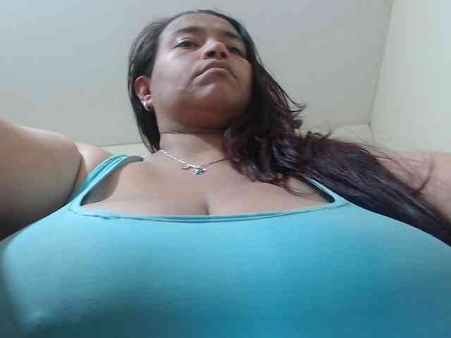CamilaSexHot webcam