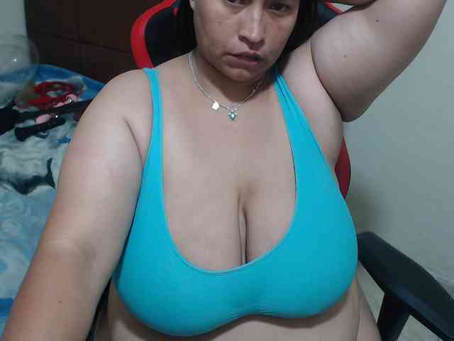CamilaSexHot webcam