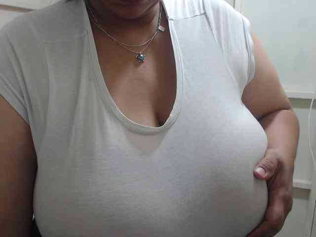 CamilaSexHot webcam
