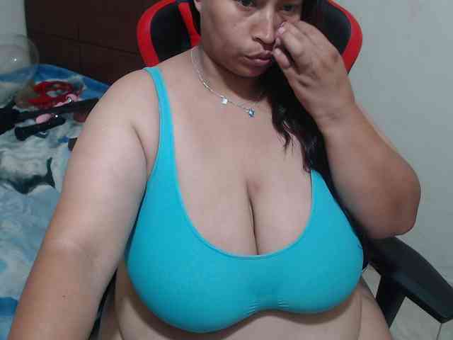 CamilaSexHot webcam