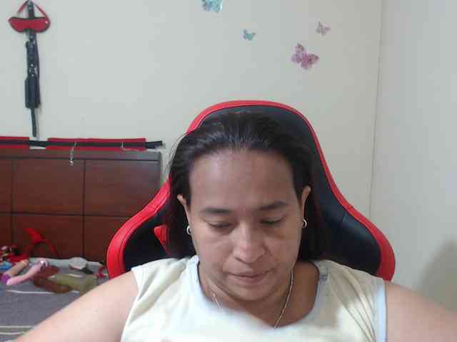 CamilaSexHot webcam