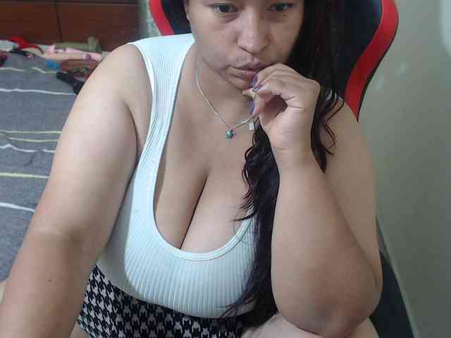 CamilaSexHot webcam