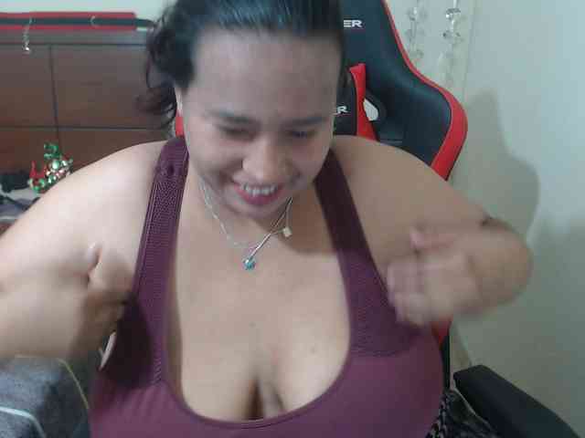 Model: CamilaSexHot