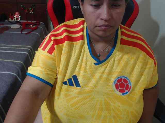 CamilaSexHot webcam