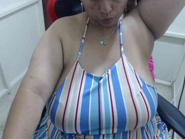 CamilaSexHot webcam