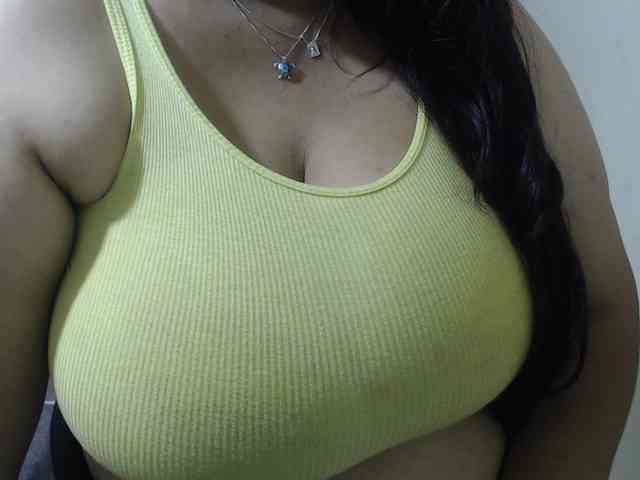 CamilaSexHot webcam