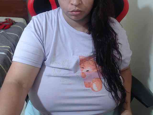 CamilaSexHot webcam