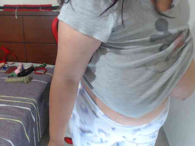 CamilaSexHot webcam