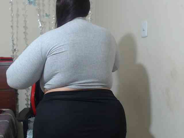 CamilaSexHot webcam