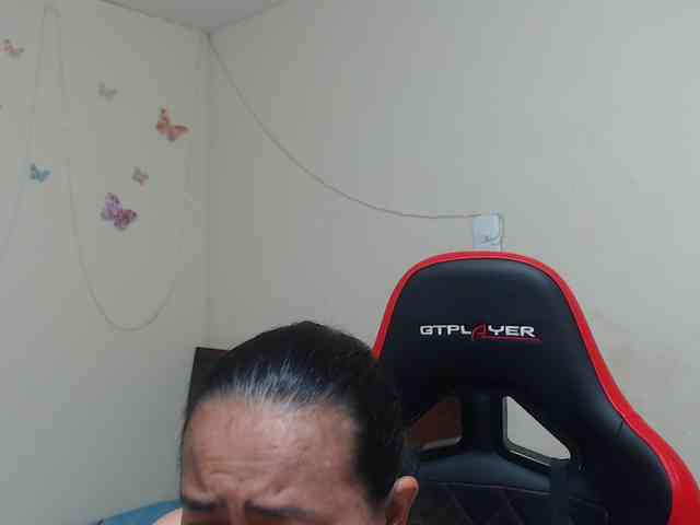 CamilaSexHot webcam