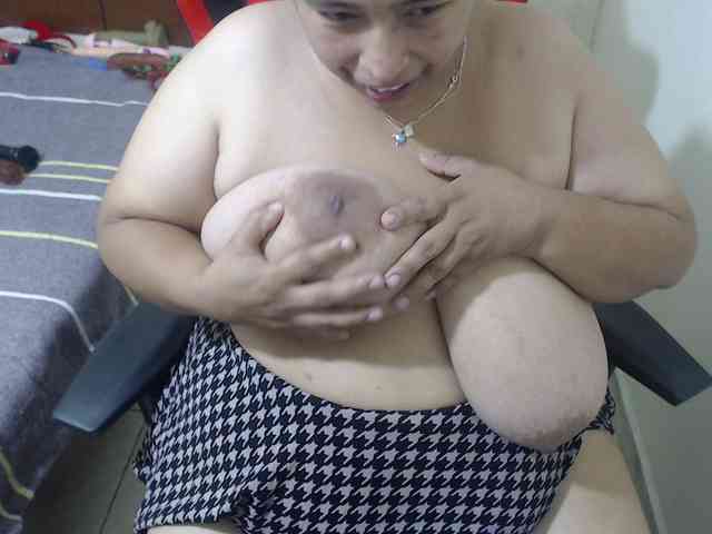 CamilaSexHot webcam