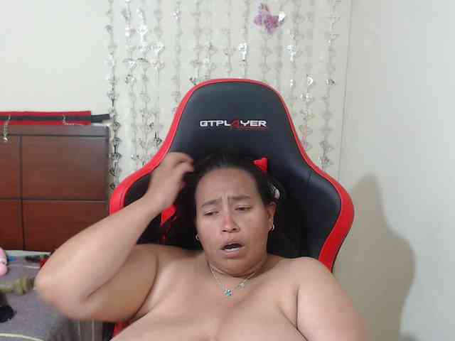 CamilaSexHot webcam