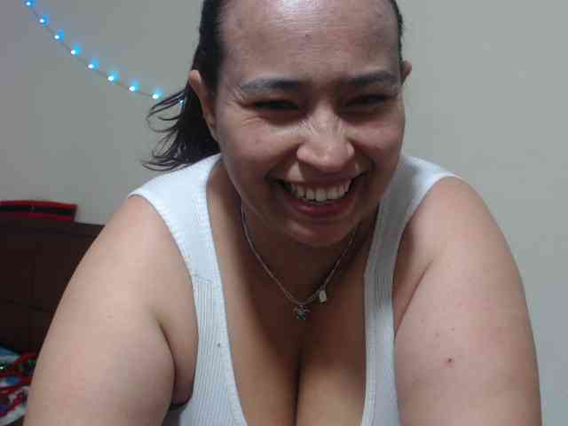 CamilaSexHot webcam