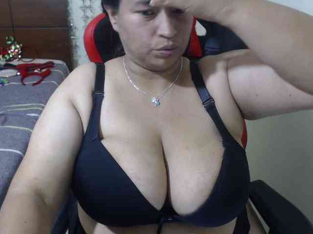 CamilaSexHot webcam