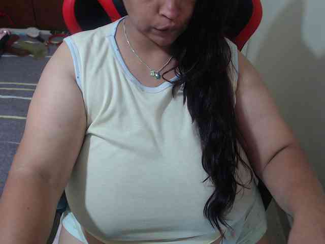 CamilaSexHot webcam