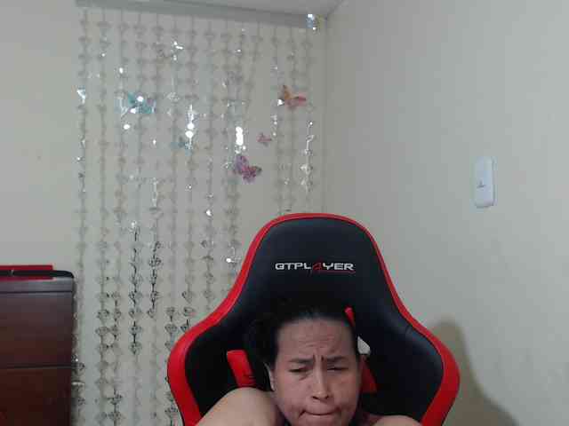 CamilaSexHot webcam