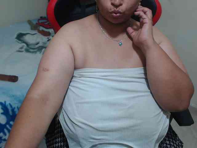 CamilaSexHot webcam