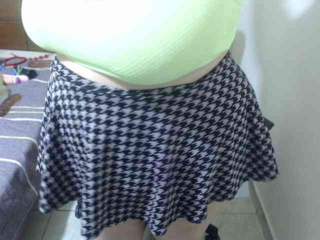 CamilaSexHot webcam
