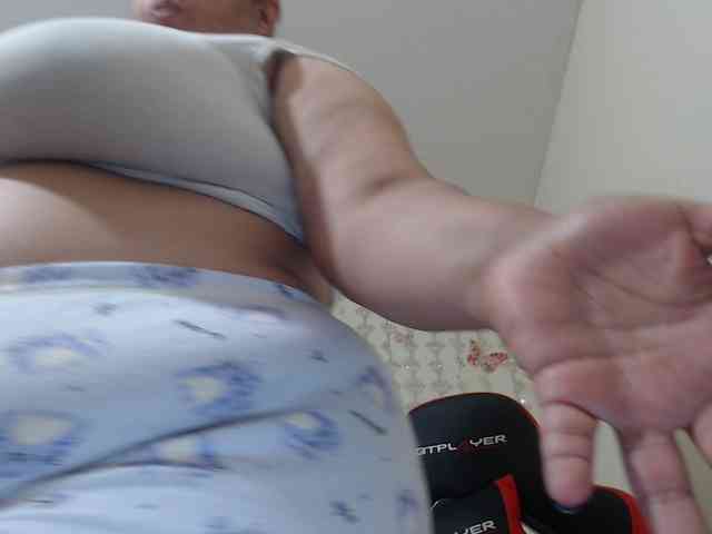 Modèle: CamilaSexHot